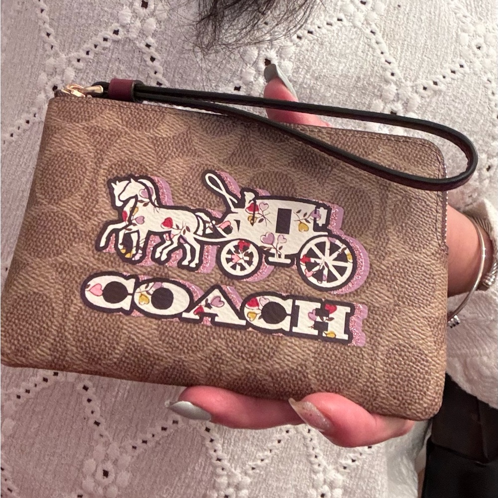 Authentic COACH glitter signature leather Horse & carriage logo wristlet